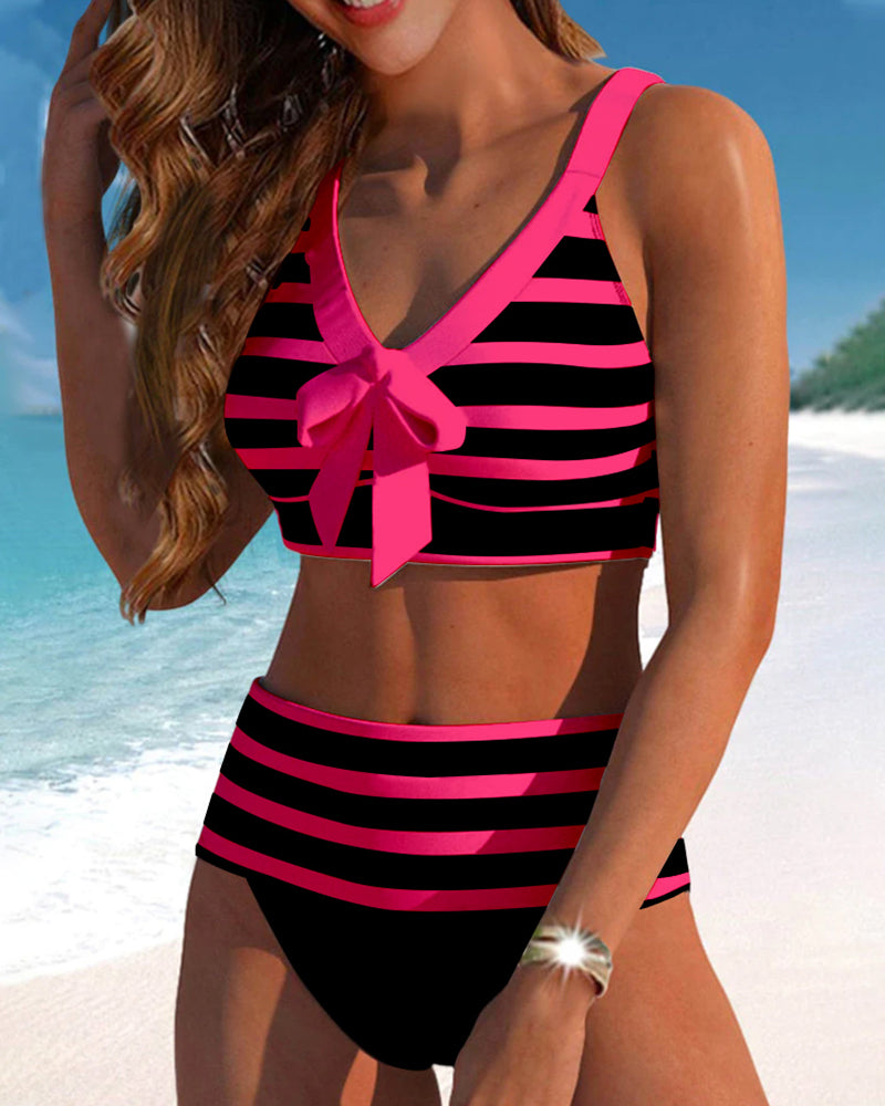 Deze trendy bikini is perfect voor een dagje strand of zwembad.