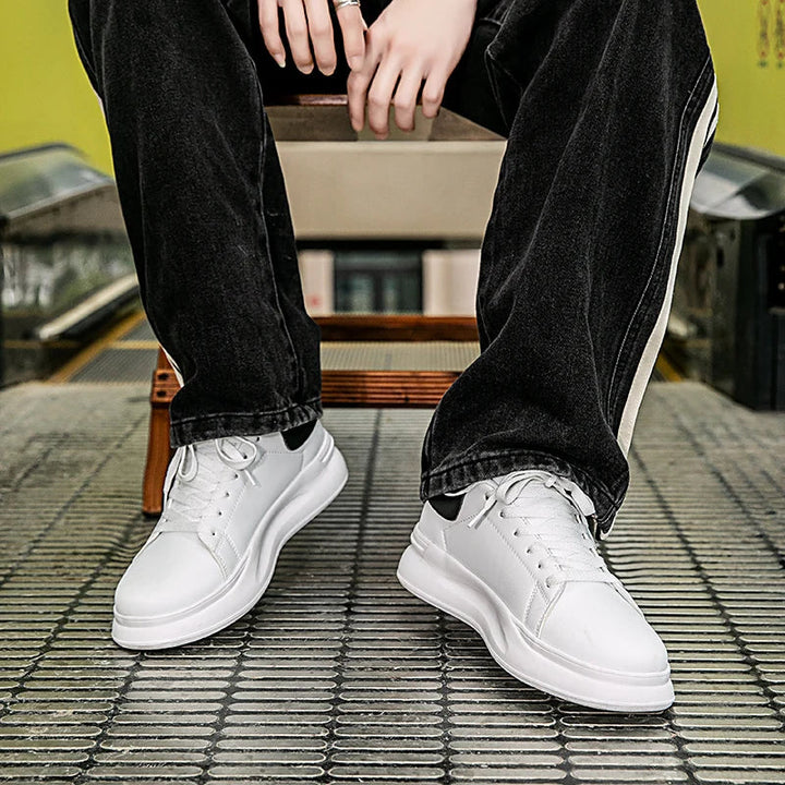 Dames Sneakers van Wit Leer met Minimalistische Look