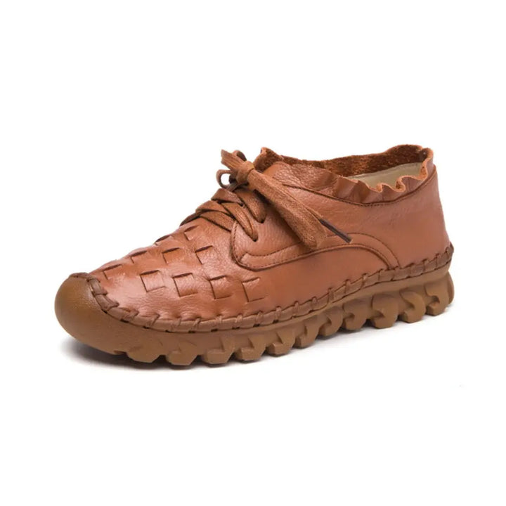 Retro Mori Girl-stijl met artistieke flair, handgemaakte platte schoenen van koeienhuid