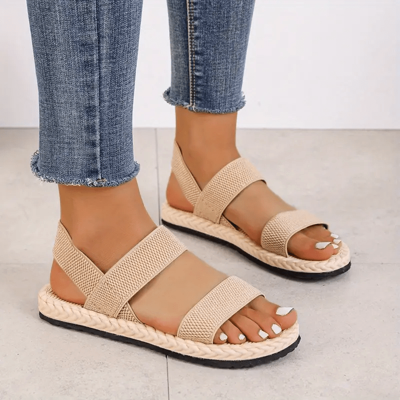 Deze sandalen combineren moeiteloos mode met comfort, waardoor ze perfect zijn voor warme zomerdagen.