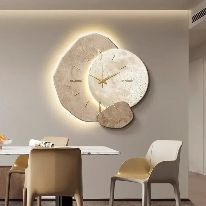 Moderne minimalistische wandklok met licht