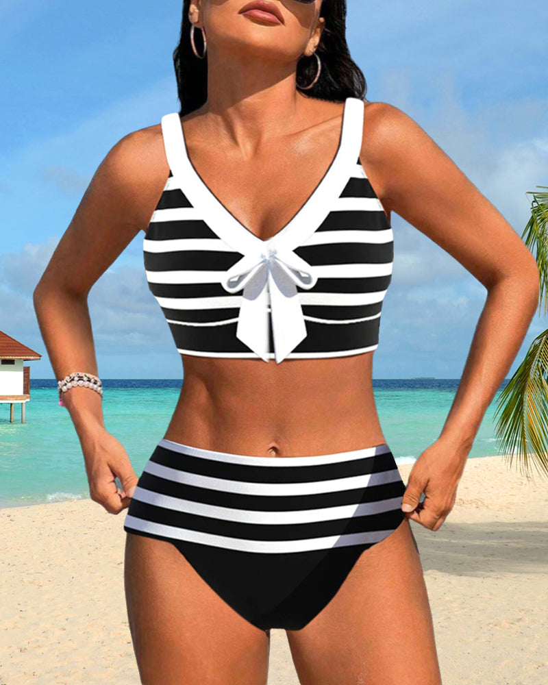 Deze trendy bikini is perfect voor een dagje strand of zwembad.