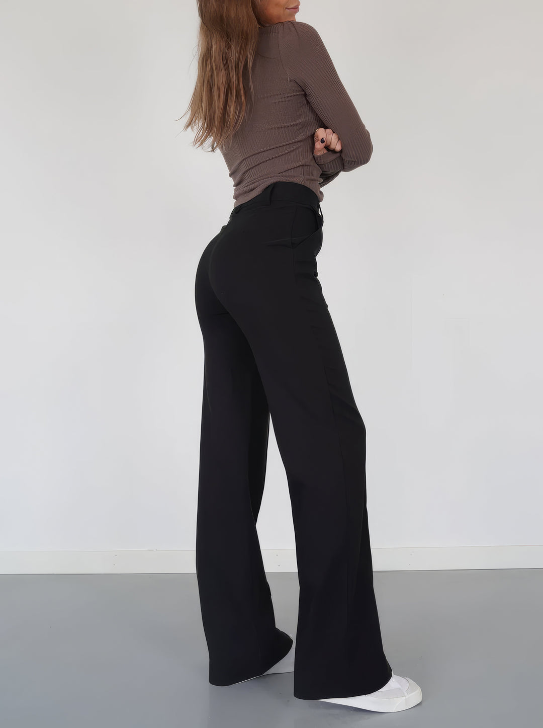 Stijlvolle dames broek met wijde pijpen zwart