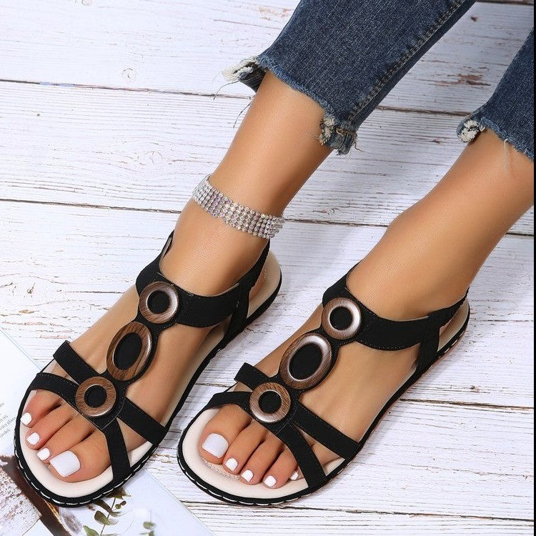 Deze sandalen combineren een trendy boho-look met de voordelen van orthopedische ondersteuning, perfect voor lange zomerdagen.