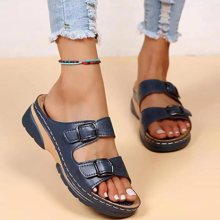 Selina – Wedge Sandalen met Dubbele Gesp
