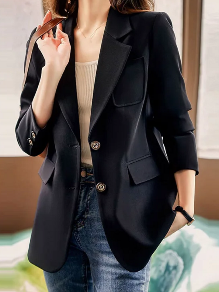 Getailleerde Lange Dames Blazer met Strakke Pasvorm & Zakdetails damespak elegant chique comfortabel vrouwenpak oversized