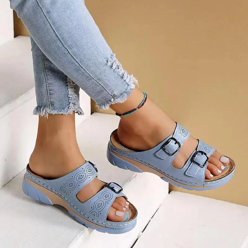 Selina – Wedge Sandalen met Dubbele Gesp