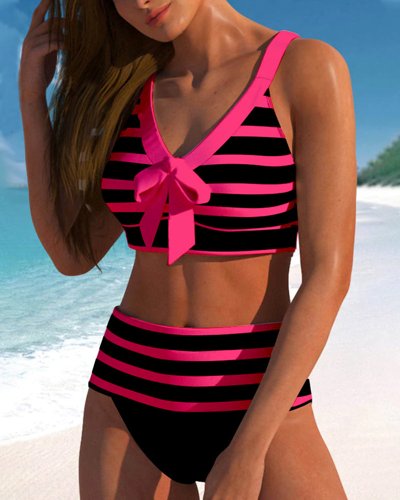 Deze trendy bikini is perfect voor een dagje strand of zwembad.