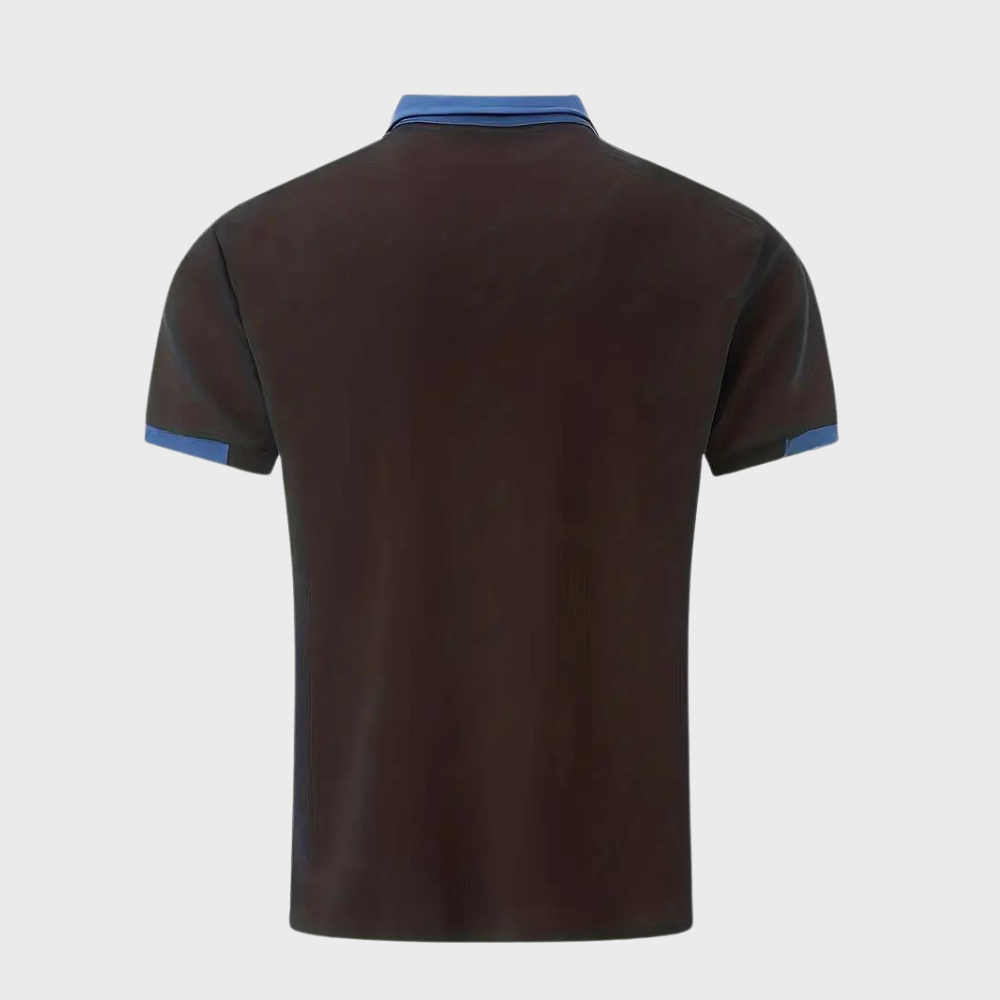 Dit trendy poloshirt is perfect voor warme zomerdagen en biedt een slanke, moderne pasvorm die zowel casual als elegant gedragen kan worden.