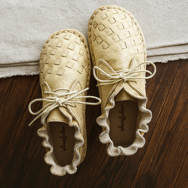 Retro Mori Girl-stijl met artistieke flair, handgemaakte platte schoenen van koeienhuid