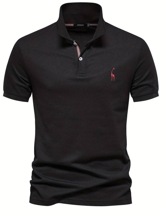 Dit stijlvolle en comfortabele polo shirt is perfect voor warme dagen en biedt een veelzijdige look die zowel casual als semi-formeel gedragen kan worden.