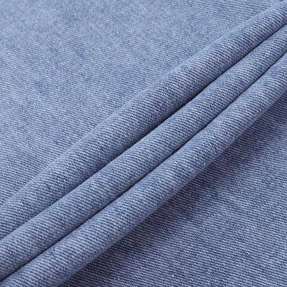  Deze trendy jeans combineert een flatterende hoge taille met een comfortabele wijde pijpen design, perfect voor een moeiteloze, stijlvolle look. 