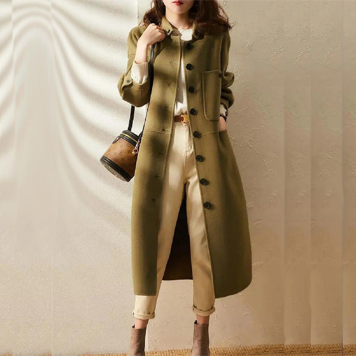 EMILIA - Lange Kasjmier Trenchcoat met knopen groen