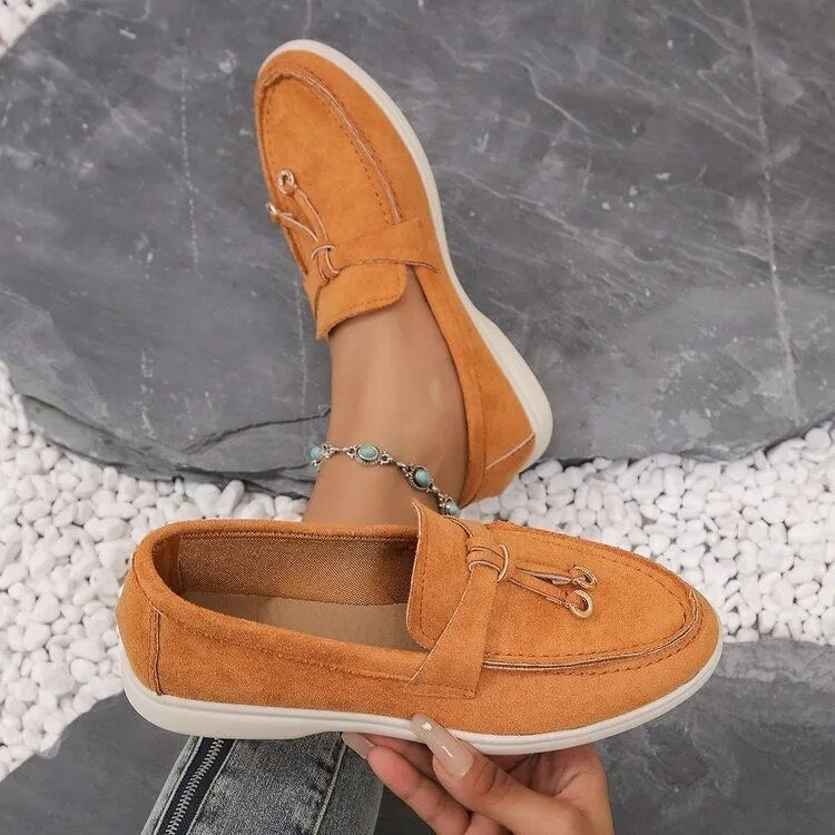 Elegante suede Loafers Dames aan bij model oranje damesschoenen comfortabel