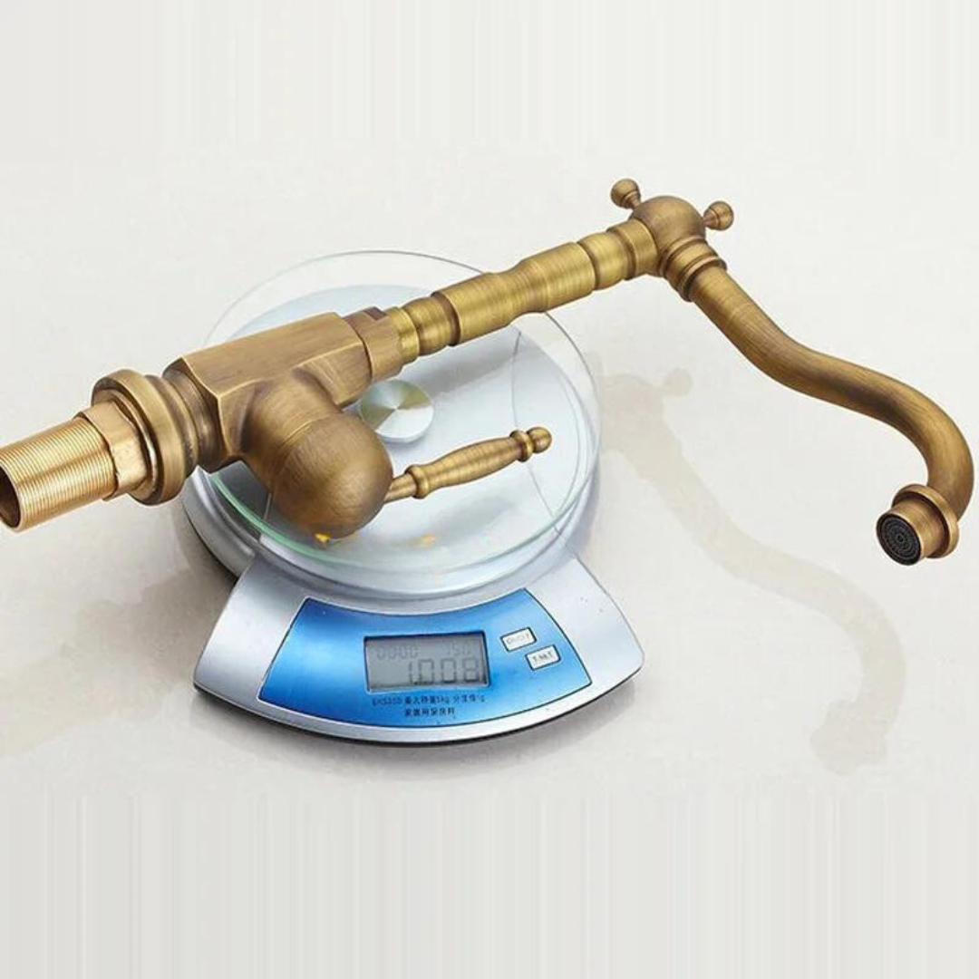 CylaraGlow 360° Draaibare Gouden Vintage Keukenkraan