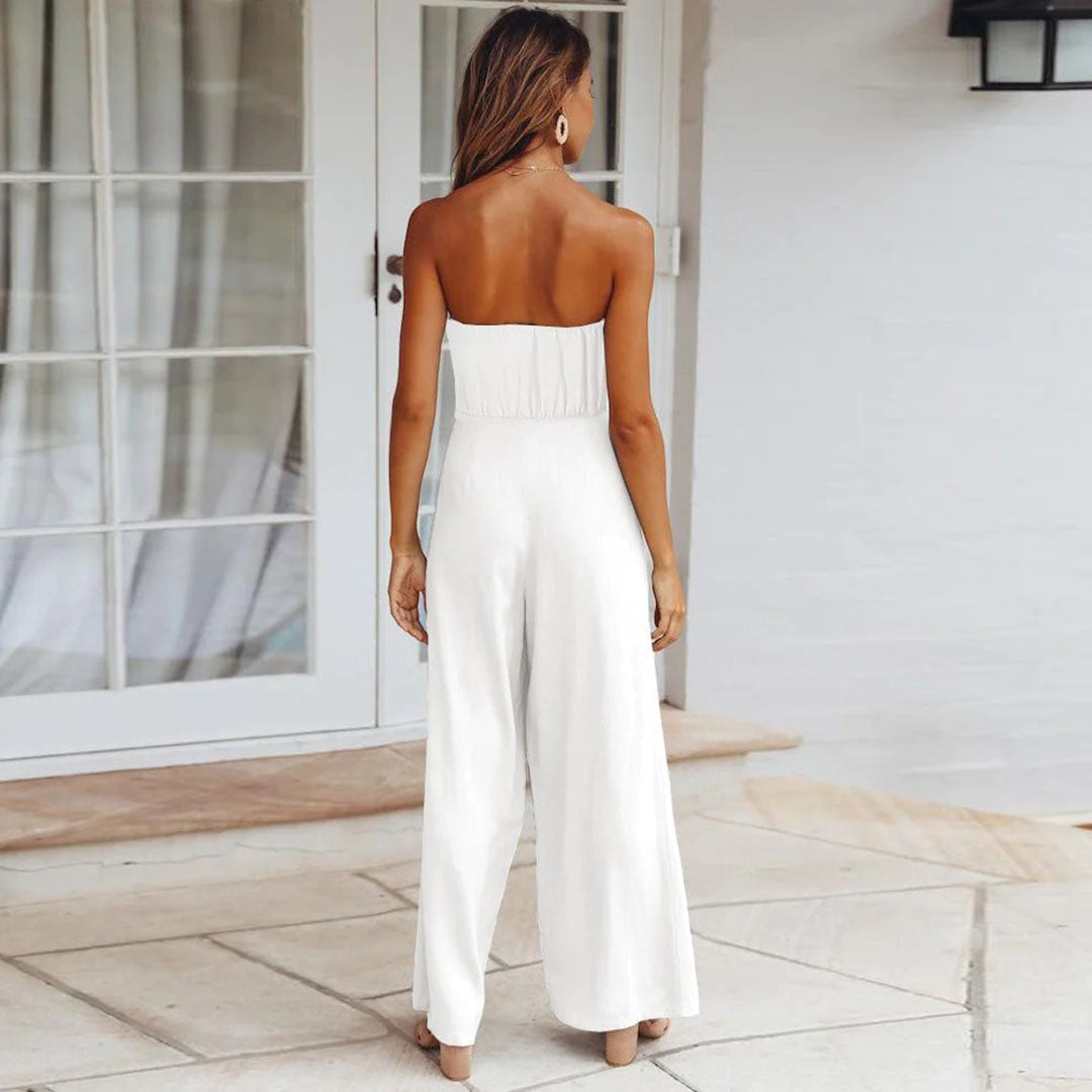  Deze luchtige en trendy jumpsuit is perfect voor warme zomerdagen en biedt een elegante uitstraling voor elke gelegenheid, van casual uitjes tot zomerse feesten.