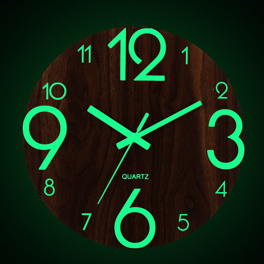 Luminous Wall Clock - Stille Quartz Wandklok van Hout met Verlichte Wijzers voor Donkere Kamers