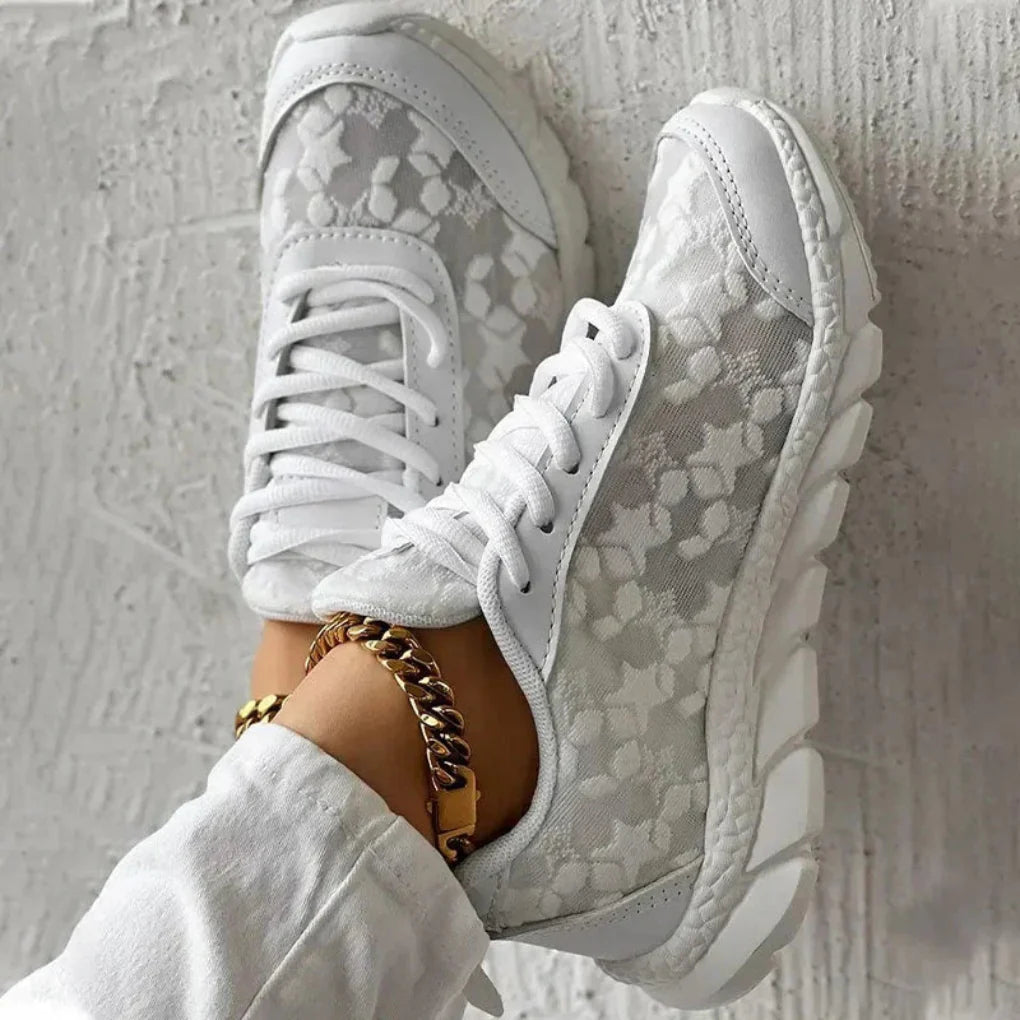 Ademende vetersneakers met sterrenpatroon voor dames