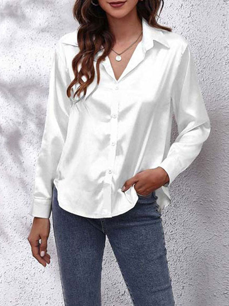 Geef toe aan tijdloze elegantie met onze Chic Comfortable Satin Blouse voor dames. Deze blouse van luxe satijnen stof combineert verfijning met comfort voor een moeiteloze zomerstijl. 