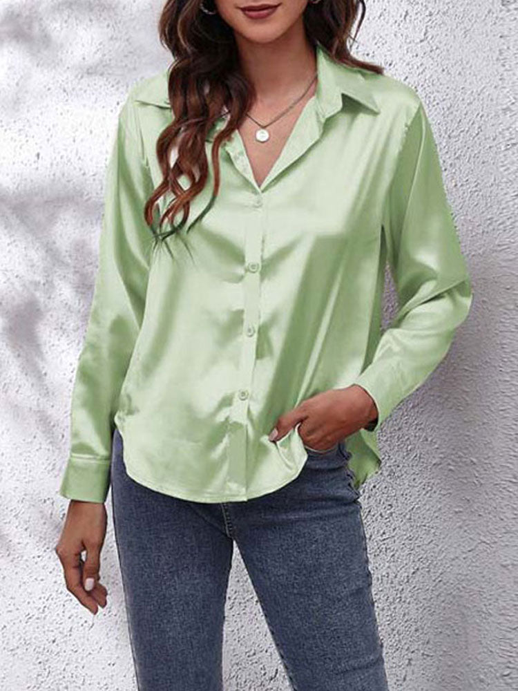 Geef toe aan tijdloze elegantie met onze Chic Comfortable Satin Blouse voor dames. Deze blouse van luxe satijnen stof combineert verfijning met comfort voor een moeiteloze zomerstijl. 