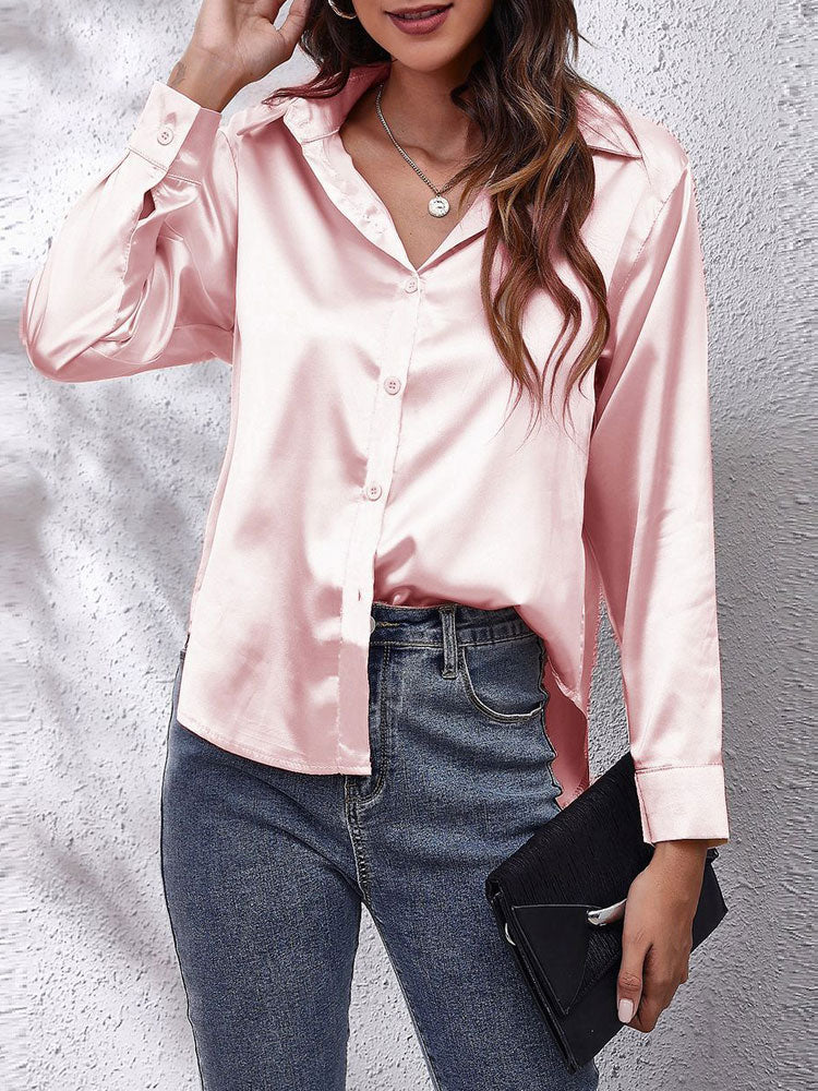 Geef toe aan tijdloze elegantie met onze Chic Comfortable Satin Blouse voor dames. Deze blouse van luxe satijnen stof combineert verfijning met comfort voor een moeiteloze zomerstijl. 