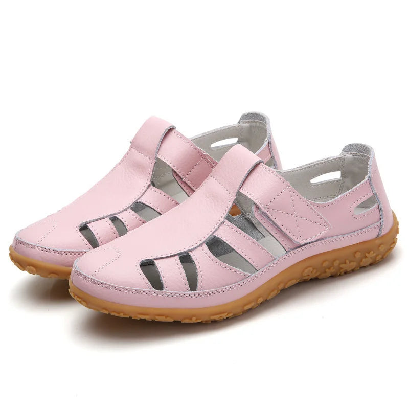 Deze sandalen combineren retro-charme met orthopedische ondersteuning, waardoor ze ideaal zijn voor vrouwen die op zoek zijn naar comfortabele schoenen met een vleugje vintage flair.