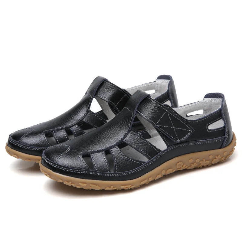 Deze sandalen combineren retro-charme met orthopedische ondersteuning, waardoor ze ideaal zijn voor vrouwen die op zoek zijn naar comfortabele schoenen met een vleugje vintage flair.