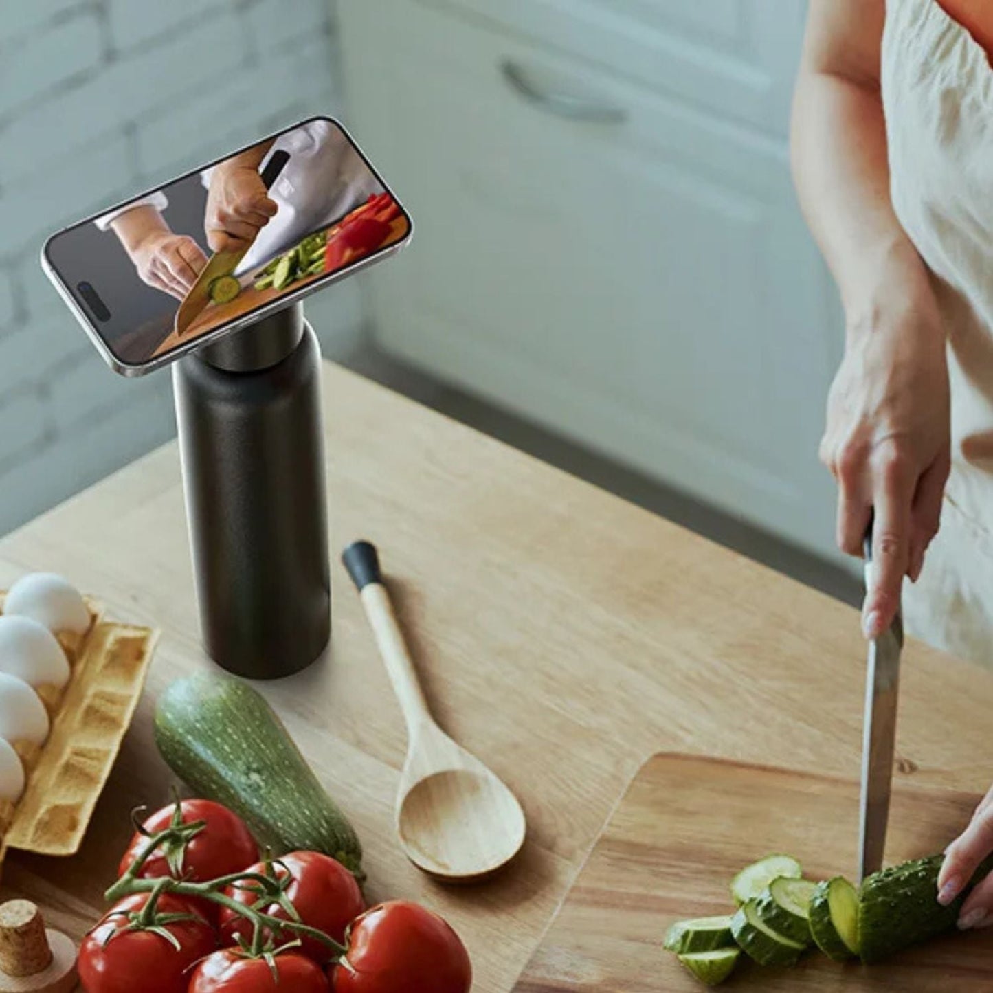 Magnetische Drinkfles met Telefoonhouder - Innovatief en Handig