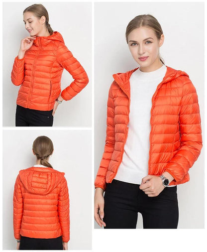 Verhoog je zomerstijl met onze lichtgewicht zomerjas voor dames. Deze jas is gemaakt voor comfort en stijl en is de perfecte outerwear voor warmere dagen.