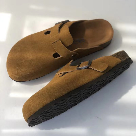 Deze veelzijdige sandalen zijn perfect voor de zomer en bieden zowel mannen als vrouwen een modieuze en comfortabele optie voor dagelijks gebruik.\