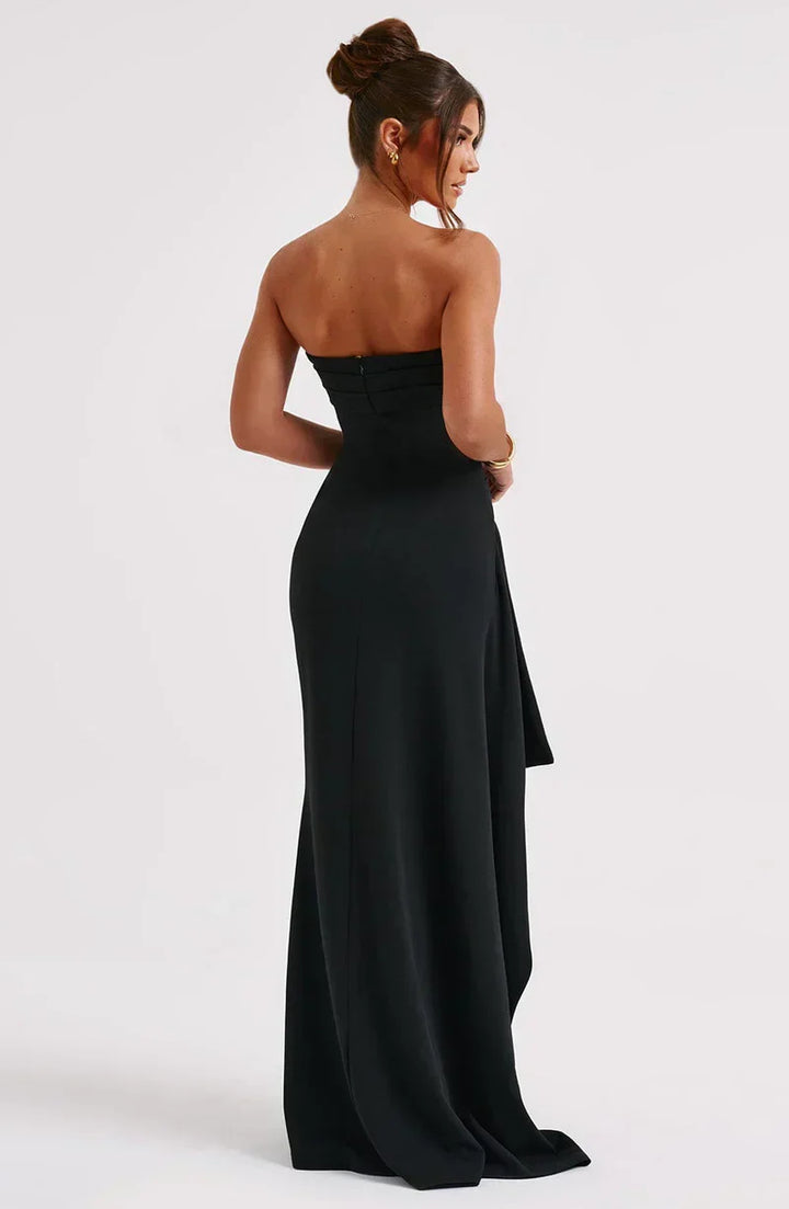 Off-Shoulder Maxi Jurk met Elegante Twist-Detail